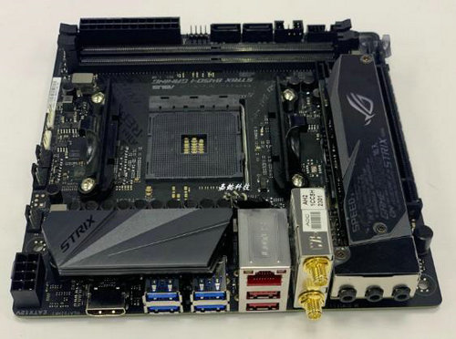 Asus ROG STRIX B450-I GAMING AM4 B450 SATA 6Gb/s USB 3.1 HDMI Mini ITX AMD Desktop-Motherboards